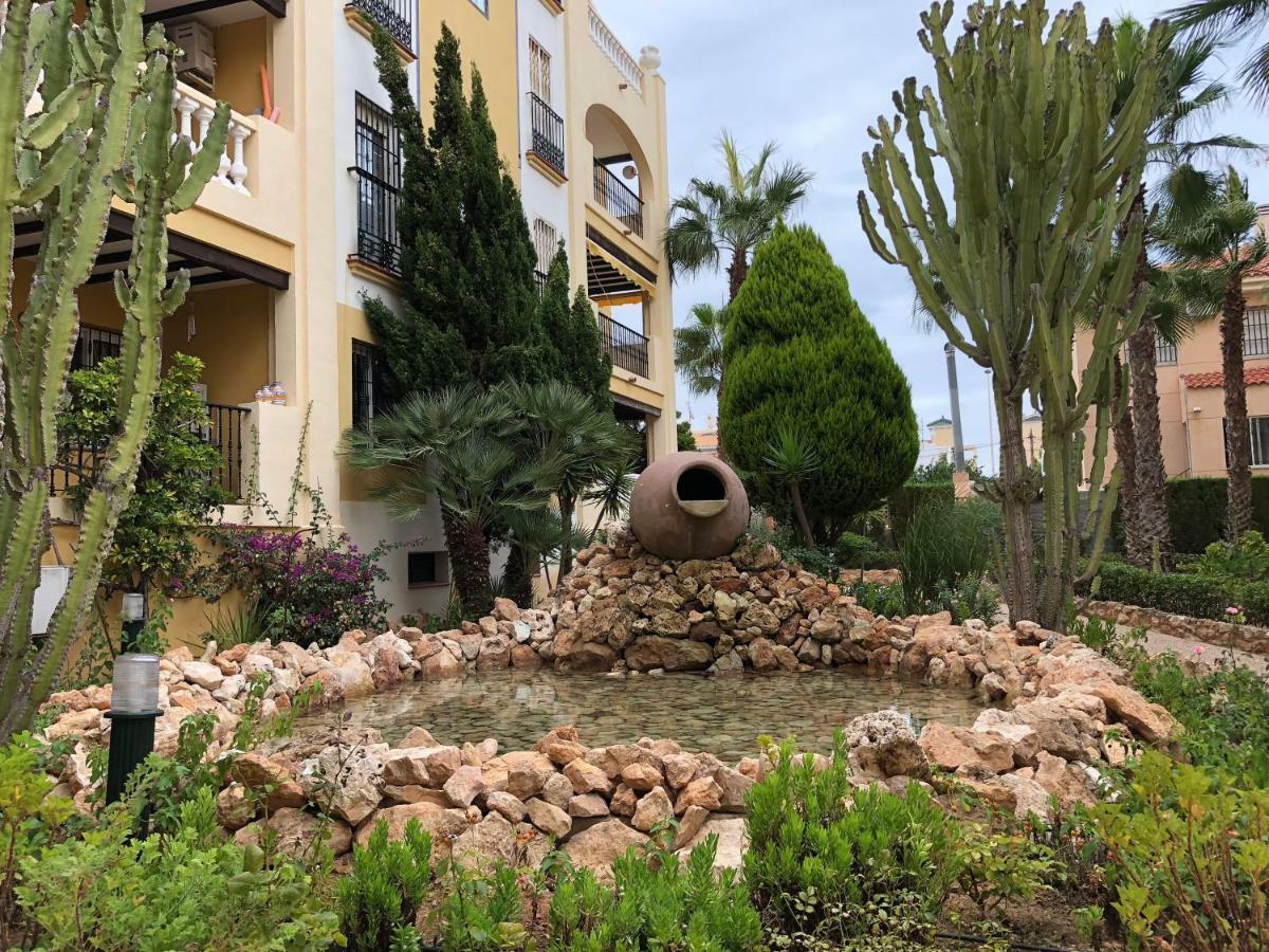Apartamento Tranquilo, Aldea del Mar Torrevieja Exterior foto