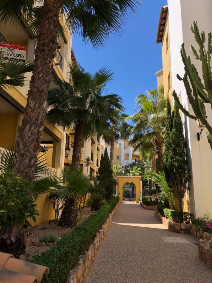 Apartamento Tranquilo, Aldea del Mar Torrevieja Exterior foto
